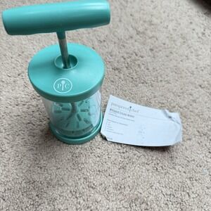 Pampered Chef Whip Cream Maker Kitchen Tools Baking Turquoise w/ Manual